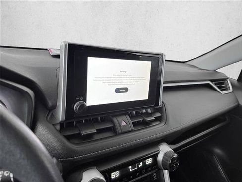 Used 2024 Toyota RAV4 XLE image 14