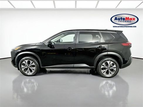 Used 2023 Nissan Rogue SV image 8