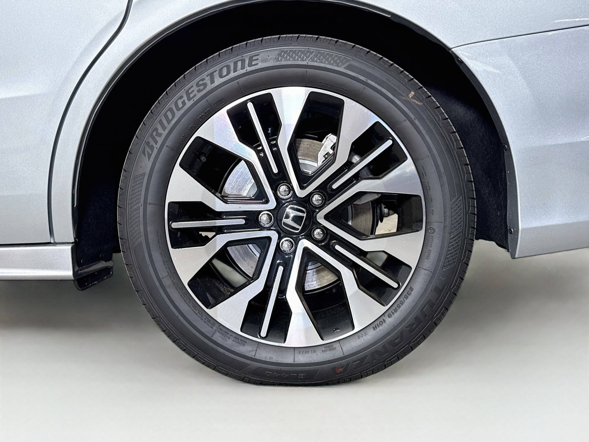 New 2026 Honda Odyssey Elite image 40