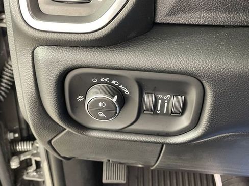 New 2026 RAM 3500 Laramie AWD/4WD image 13