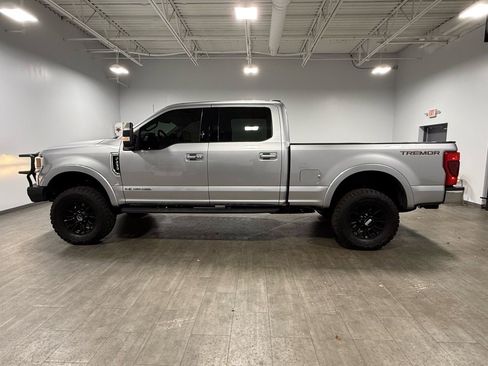 Used 2021 Ford F250 Lariat w/ Tremor Off-Road Package image 7