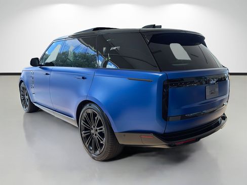 New 2026 Land Rover Range Rover Long Wheelbase Autobiography AWD/4WD image 3