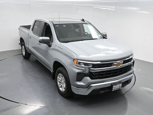 Used 2024 Chevrolet Silverado 1500 LT w/ Convenience Package II image 40