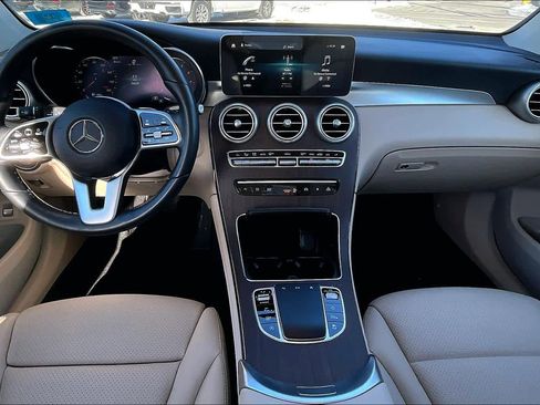 Used 2022 Mercedes-Benz GLC 300 GLC 300 image 16