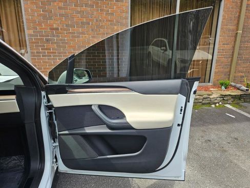 Used 2023 Tesla Model X AWD/4WD image 63