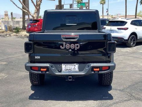 Used 2022 Jeep Gladiator Mojave w/ Cold Weather Group AWD/4WD image 5