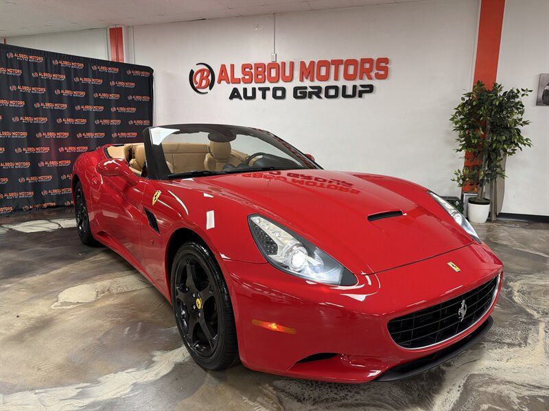 Used 2010 Ferrari California RWD image 1
