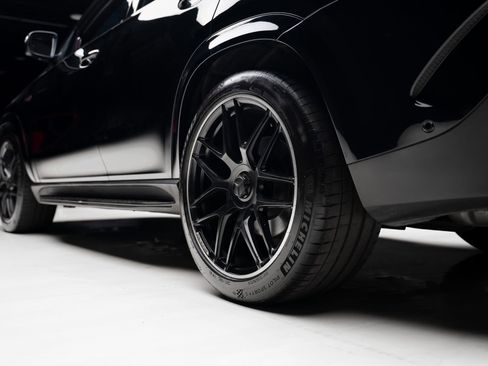 Used 2025 Mercedes-Benz GLE 53 AMG 4MATIC Coupe w/ AMG Night Package image 85