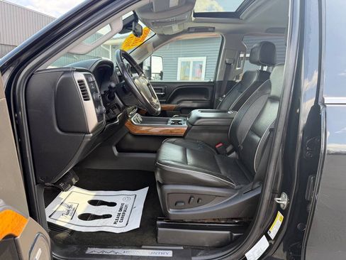 Used 2018 Chevrolet Silverado 3500 High Country AWD/4WD image 14