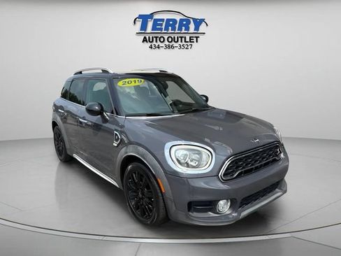 Used 2019 MINI Cooper Countryman S FWD image 2