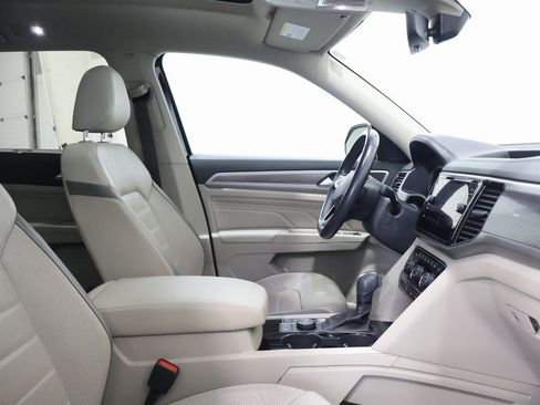 Used 2021 Volkswagen Atlas SEL Premium image 21