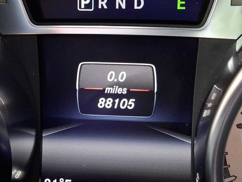 Used 2014 Mercedes-Benz SL 550 image 16