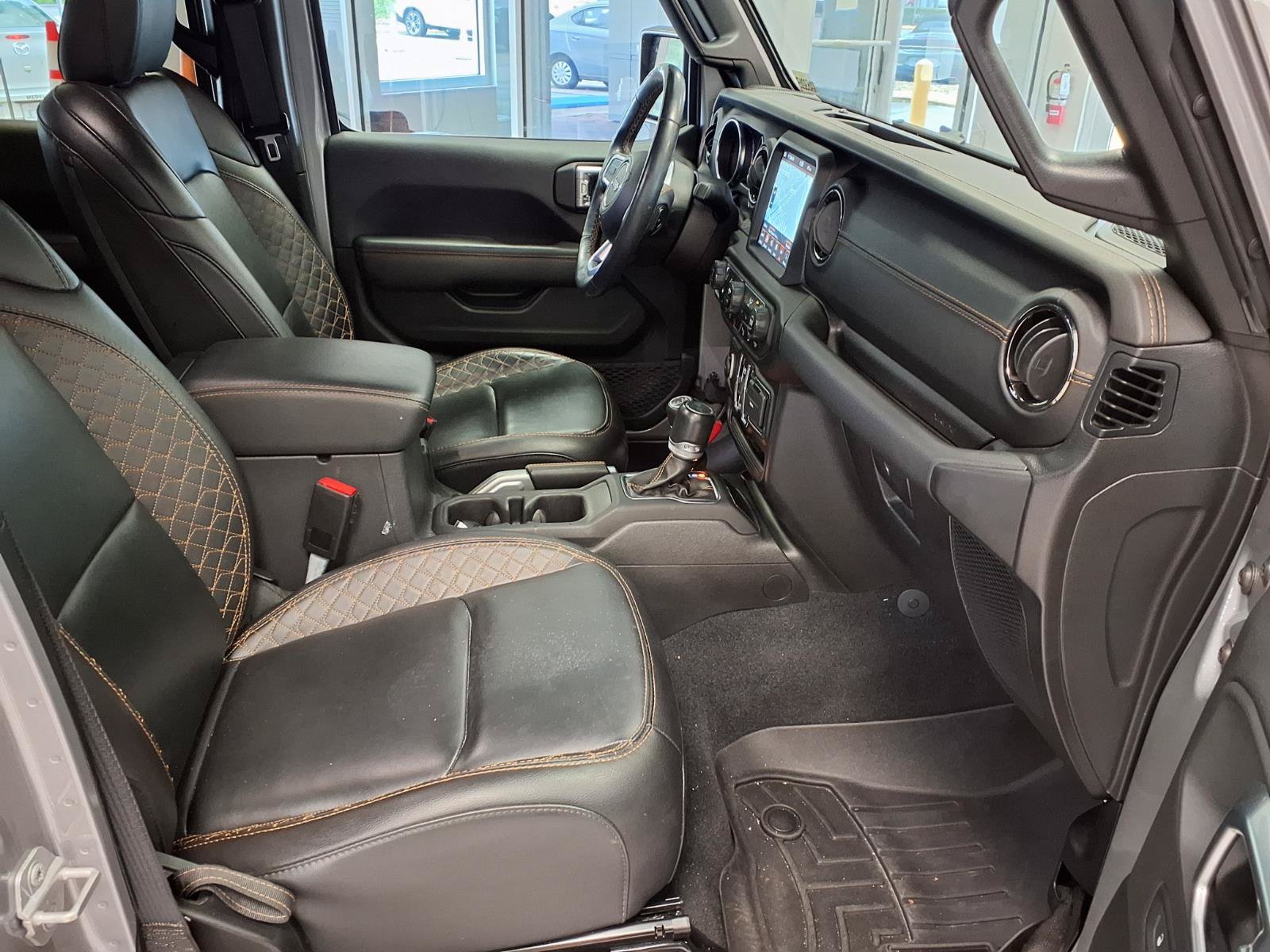 Used 2021 Jeep Wrangler Unlimited Sahara AWD/4WD image 10