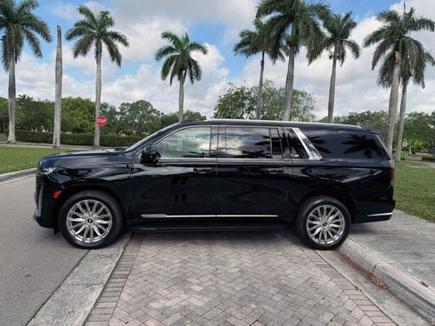 Used 2021 Cadillac Escalade ESV Premium Luxury w/ Performance Package RWD image 22