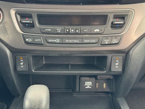 Certified 2017 Honda Pilot EX-L image 15