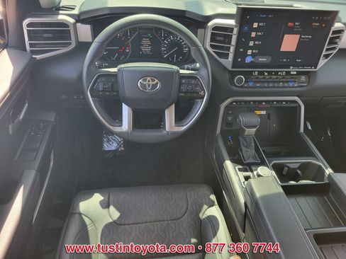 Used 2023 Toyota Tundra Limited AWD/4WD image 12