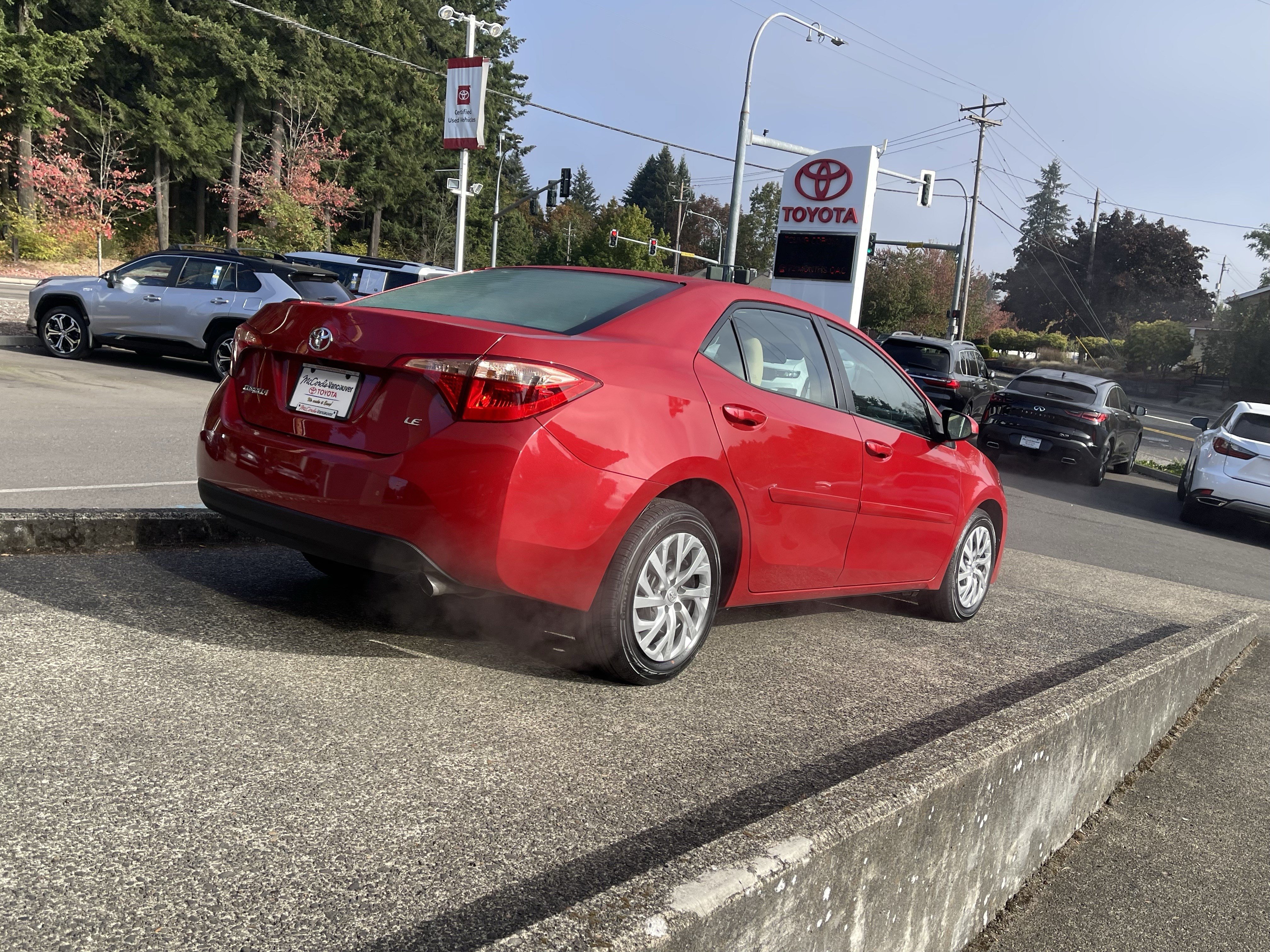 Certified 2019 Toyota Corolla LE FWD image 8