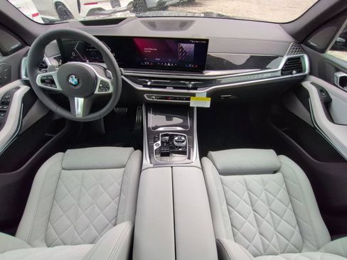 New 2026 BMW X5 xDrive40i w/ Executive Package AWD/4WD image 15