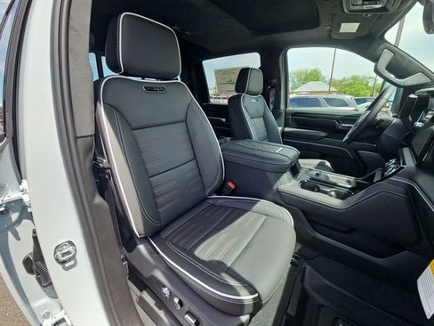 New 2026 GMC Sierra 2500 AT4X AWD/4WD image 17