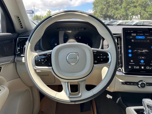 Used 2026 Volvo XC90 B6 Ultra w/ Protection Package AWD/4WD image 15