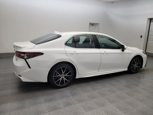 Used 2023 Toyota Camry SE FWD image 10