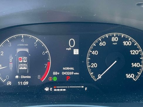 Used 2024 Honda Civic Sport image 23