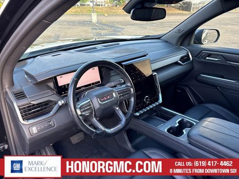 Used 2024 GMC Acadia Elevation AWD/4WD image 11