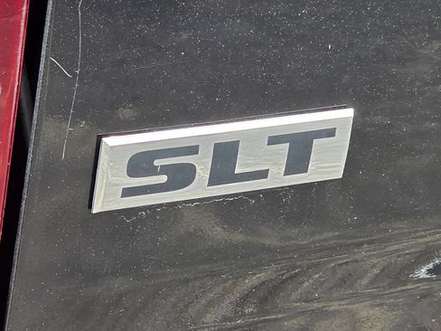 Used 2018 RAM 3500 SLT w/ Luxury Group image 34