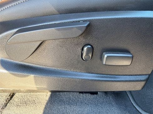 Used 2021 Chevrolet Colorado ZR2 image 37