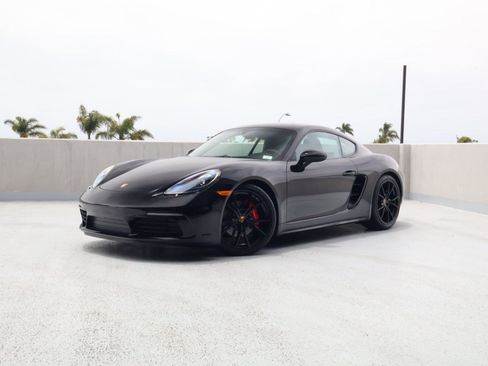 Certified 2025 Porsche 718 Cayman S RWD image 1