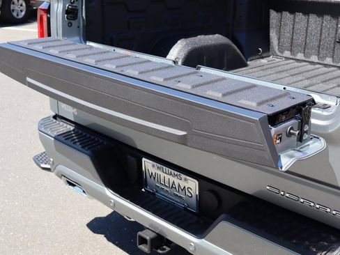 New 2026 GMC Sierra 1500 Denali image 9