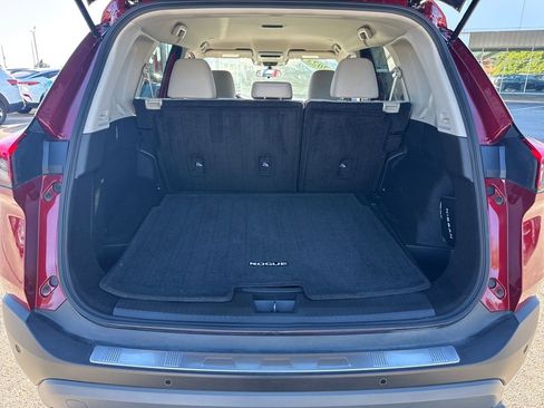 Used 2023 Nissan Rogue SV image 6
