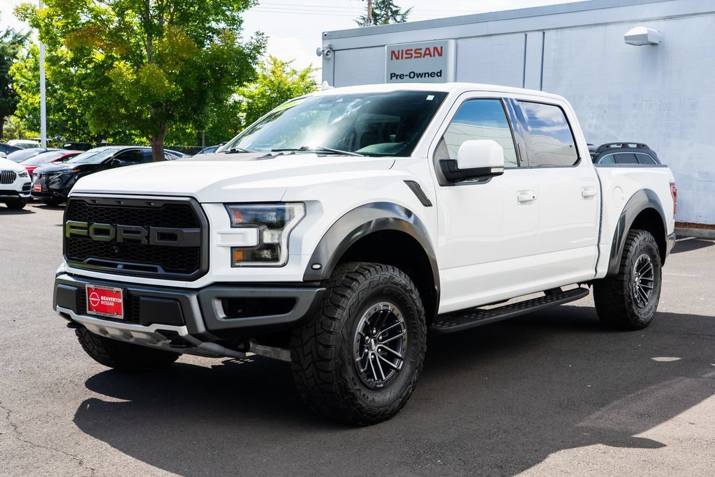 Used 2020 Ford F150 Raptor w/ Equipment Group 802A Luxury AWD/4WD image 3