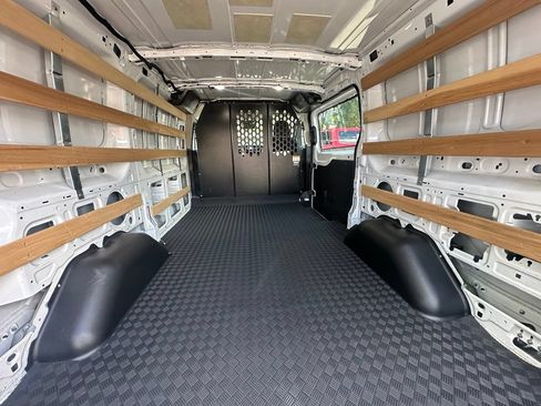 Used 2025 Ford Transit 250 Low Roof w/ Exterior Upgrade Package RWD image 10