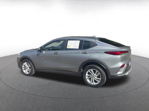 Used 2025 Buick Envista Preferred FWD image 8