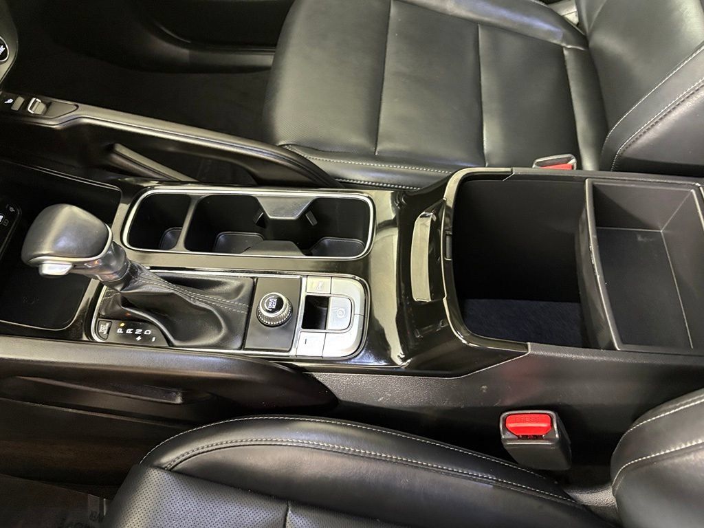 Used 2025 Kia Telluride S FWD image 35