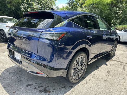 New 2026 Nissan Murano Platinum w/ Cargo Package AWD/4WD image 7