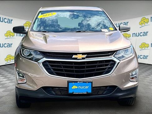 Used 2018 Chevrolet Equinox LS AWD/4WD image 2