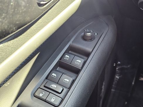 New 2026 Jeep Compass Latitude image 18