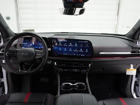 New 2026 Chevrolet Traverse RS image 44