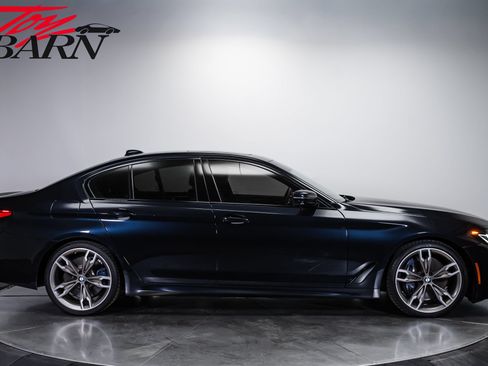 Used 2021 BMW M550i xDrive w/ Executive Package AWD/4WD image 6