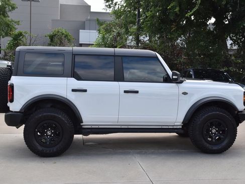 Certified 2024 Ford Bronco Wildtrak AWD/4WD image 6