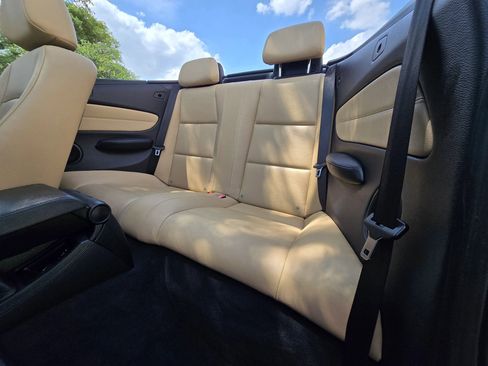 Used 2011 BMW 128i Convertible RWD image 39