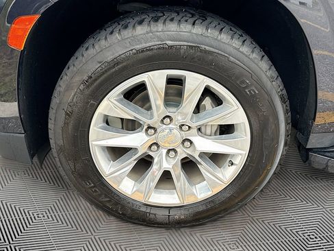Used 2023 Chevrolet Tahoe Premier image 35