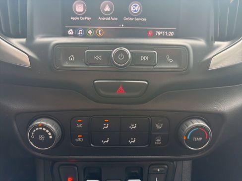 Used 2021 GMC Terrain SLE FWD image 19