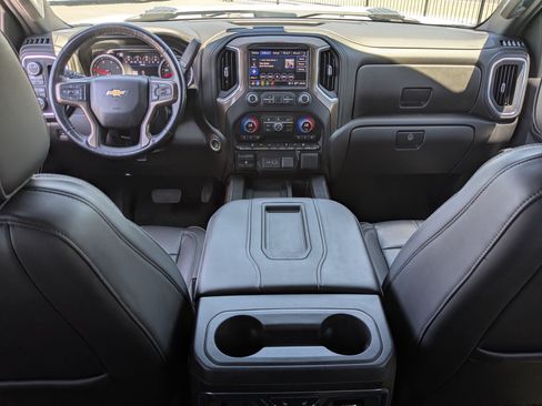 Used 2022 Chevrolet Silverado 2500 High Country AWD/4WD image 36