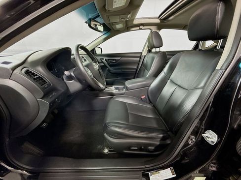 Used 2016 Nissan Altima 2.5 SL w/ 2.5 Technology w/LED Package FWD image 19