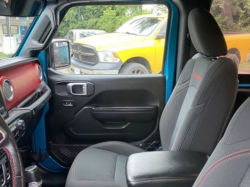 Used 2020 Jeep Wrangler Rubicon w/ Cold Weather Group image 33