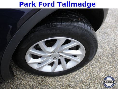 Used 2019 Land Rover Discovery Sport image 29