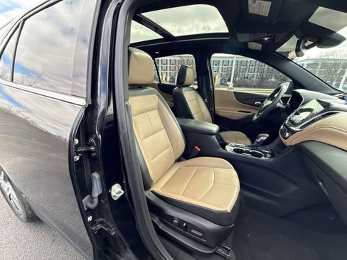 Used 2023 Chevrolet Equinox Premier AWD/4WD image 27